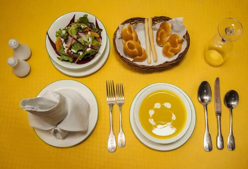 هتل Hokke Lumbini