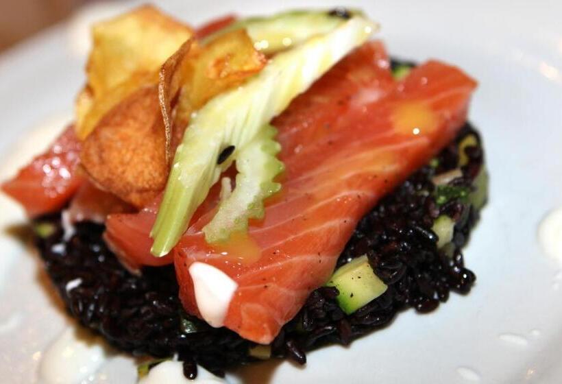 Отель Paradiso Dei Giovani