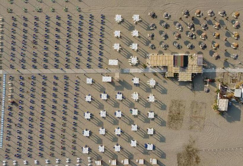 Отель Paradiso Dei Giovani