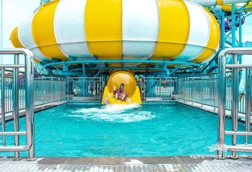 ホテル Prince Manor Resort