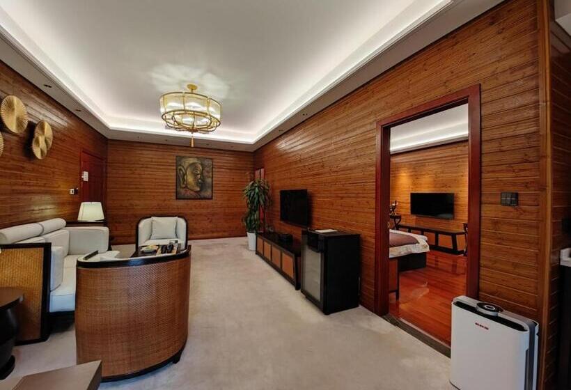 ホテル Prince Manor Resort