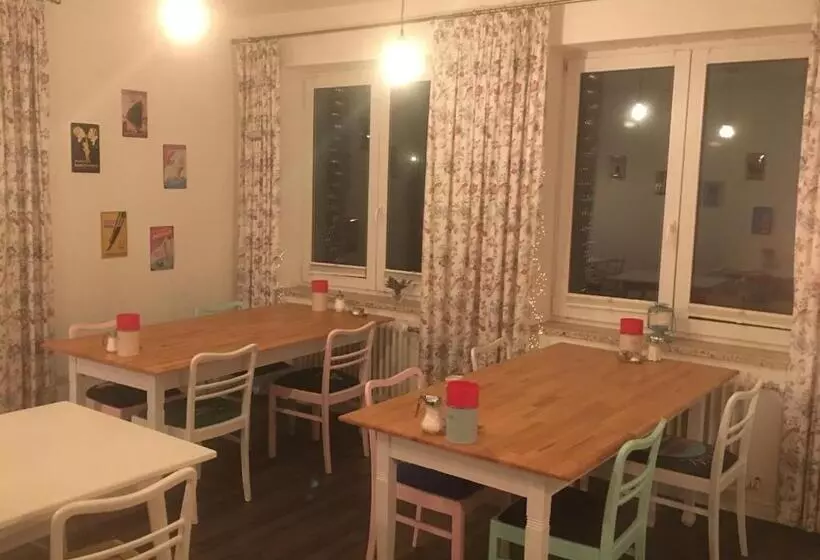 ホテル Sonnenschein   Spielerei Im Sonnenschein