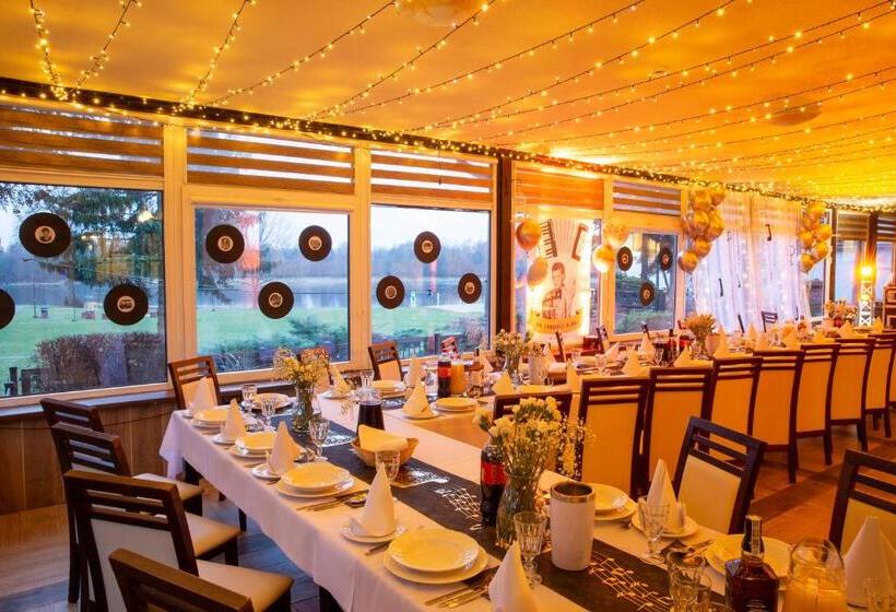 호텔 Star Dadaj Resort & Spa