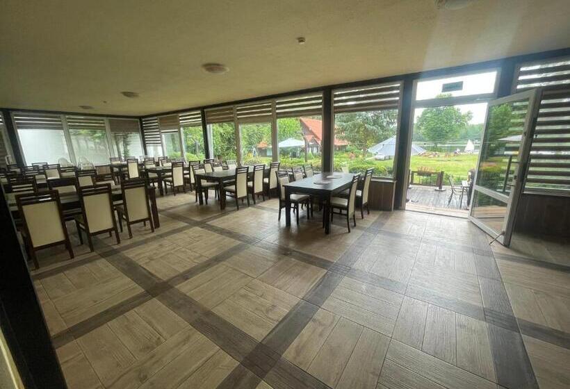 호텔 Star Dadaj Resort & Spa