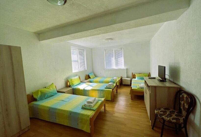 ペンション къща за гости дап баните