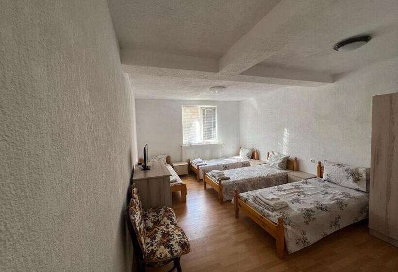 ペンション къща за гости дап баните