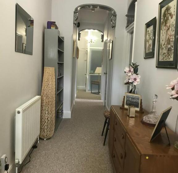 ペンション Hayes Barton