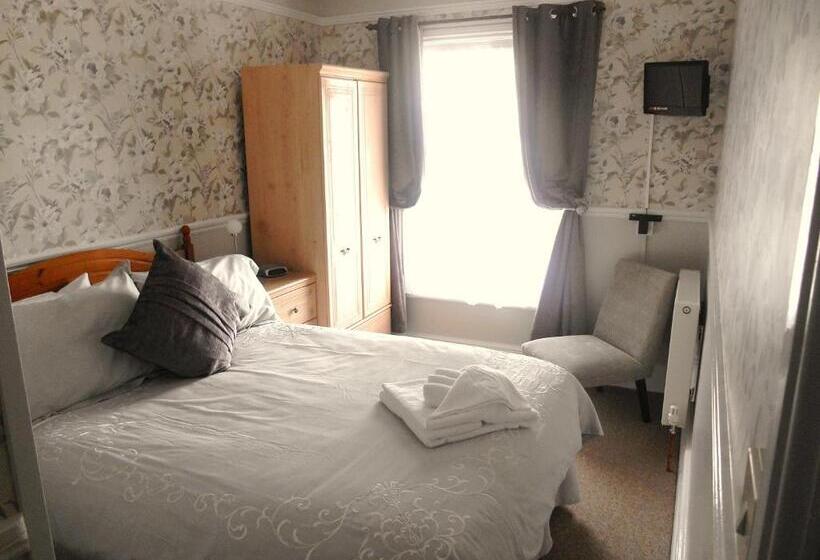 ペンション Hayes Barton