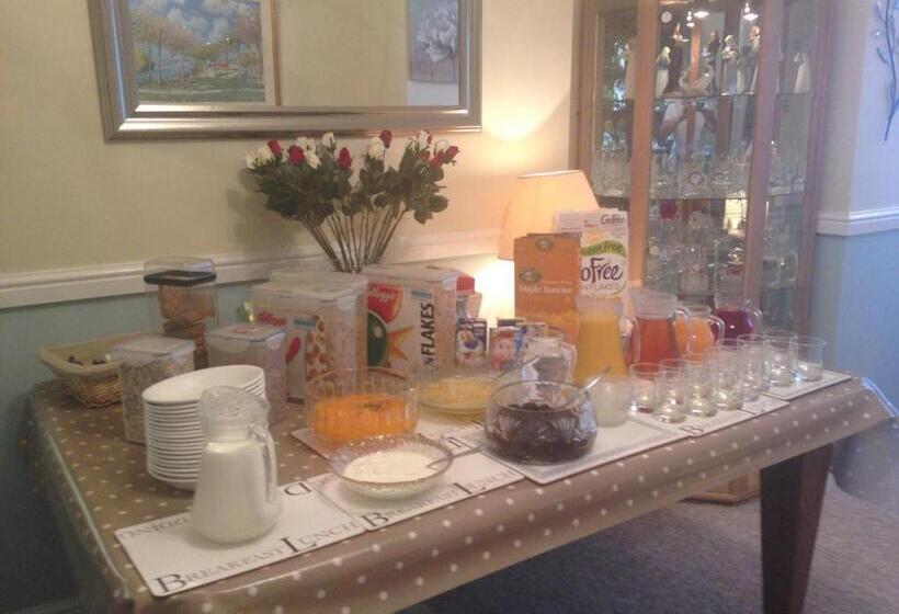 ペンション Hayes Barton