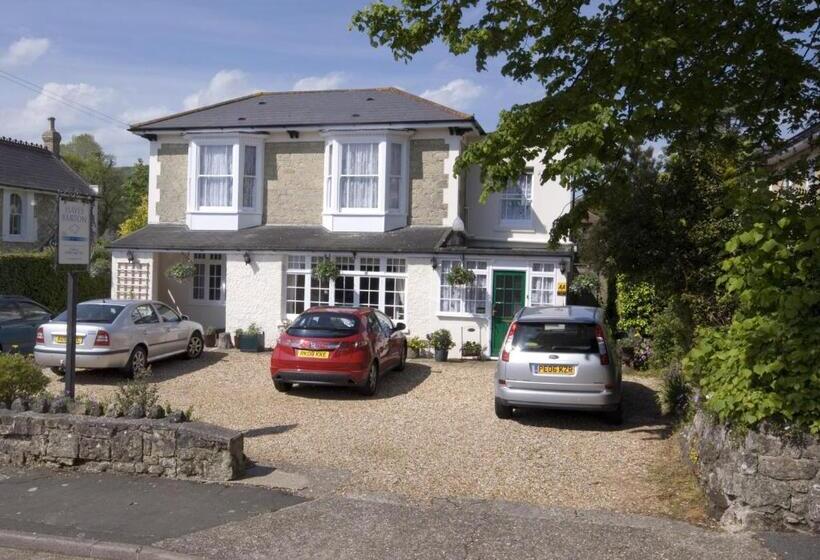 ペンション Hayes Barton