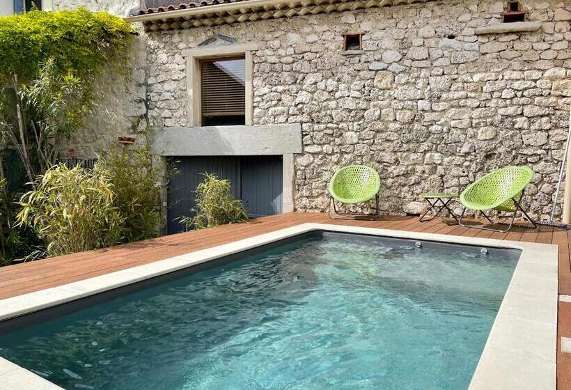 بنسيون La Bugadière