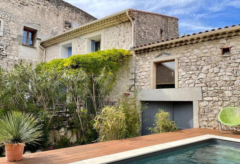 بنسيون La Bugadière