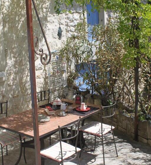 بنسيون La Bugadière