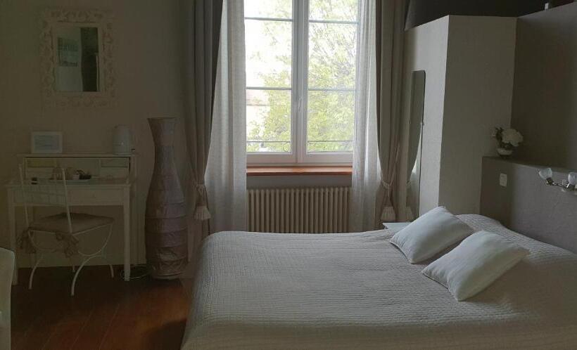 פנסיון Maison D Eusébia