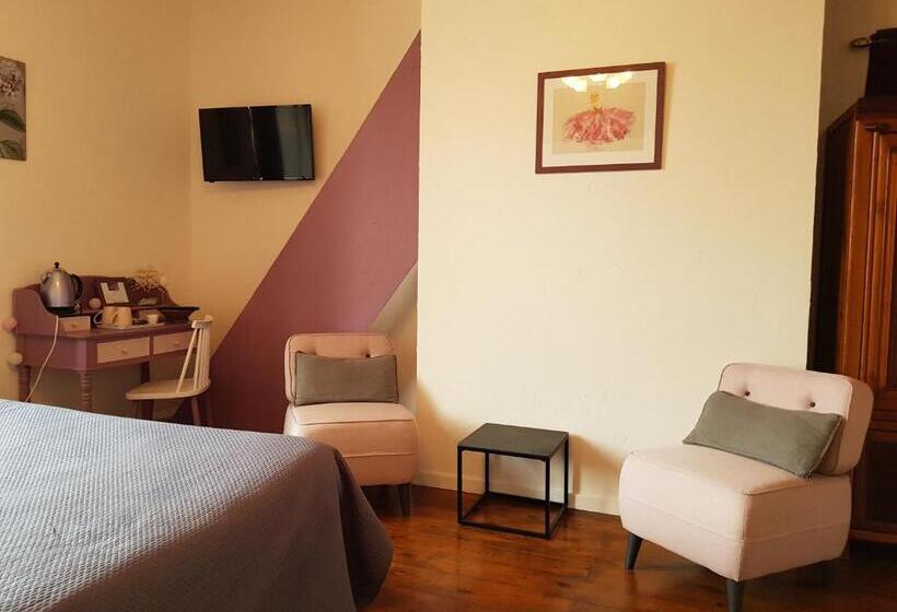 פנסיון Maison D Eusébia