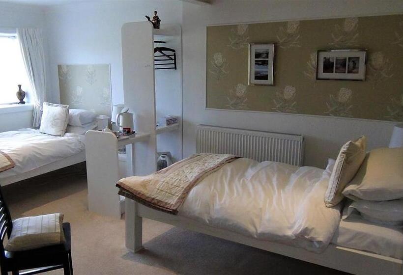 פנסיון Salmon Landings