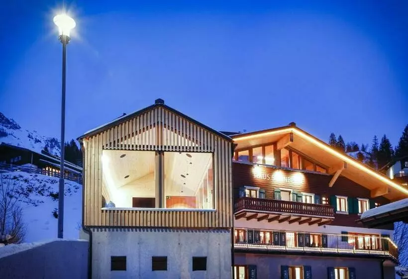 Haus Sonnblick B&b