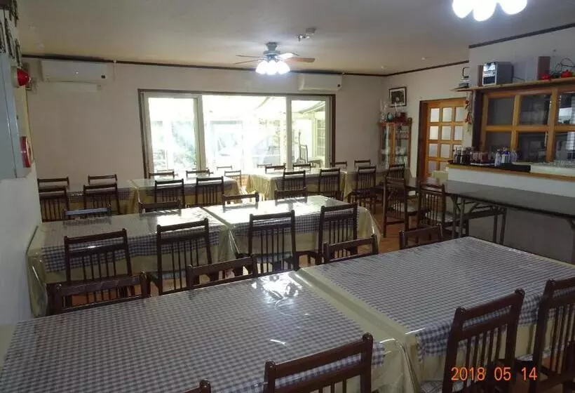 تختخواب و صبحانه Resort Inn Sakanoshita