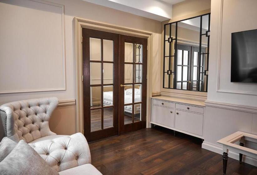 هتل Crona Spa Karpaty