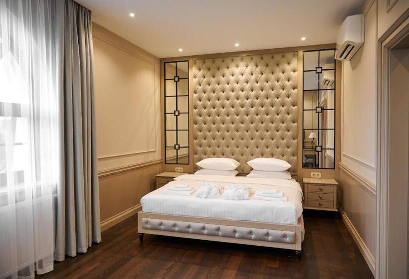 هتل Crona Spa Karpaty