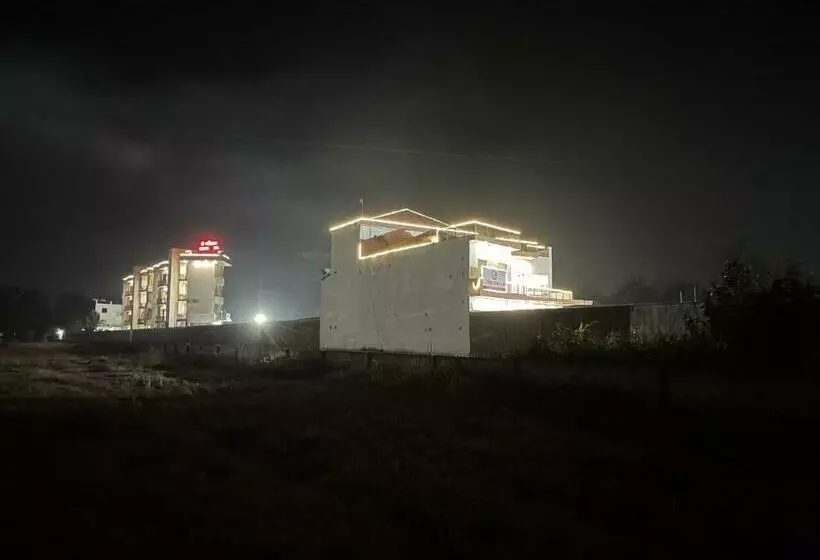 ホテル Sumedha G Village Resort And Spa