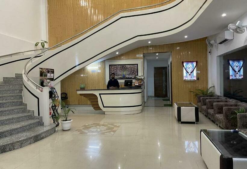 Szálloda Sumedha G Village Resort And Spa