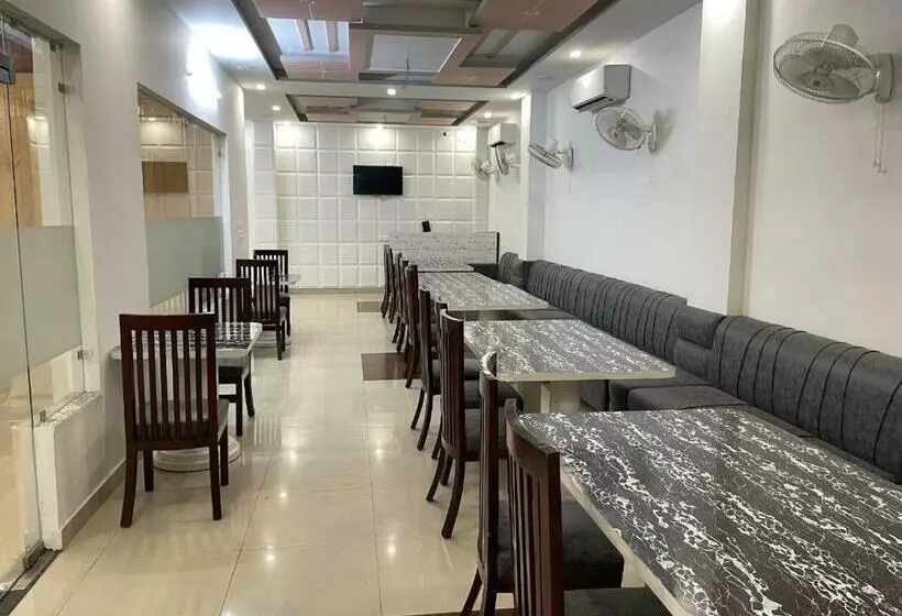 ホテル Sumedha G Village Resort And Spa