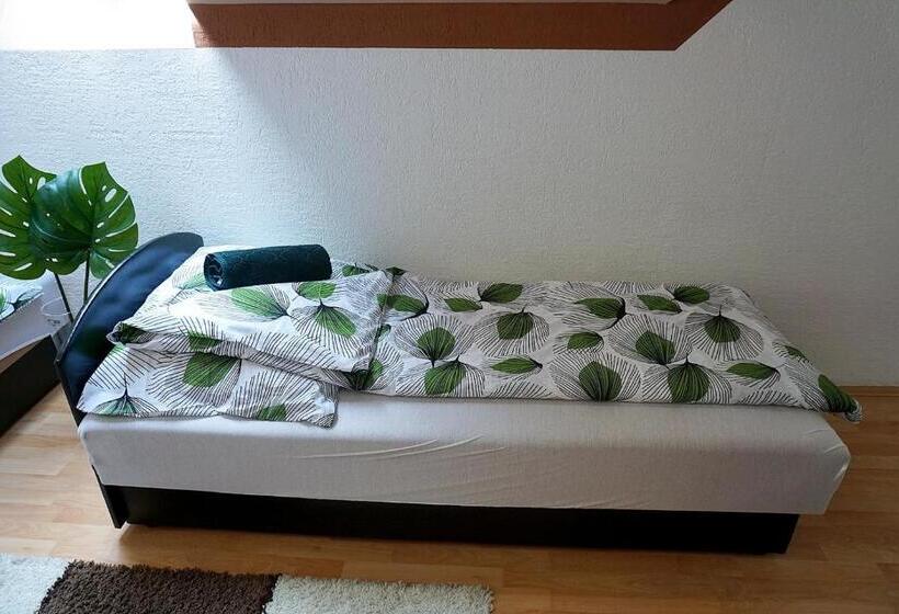 ベッドアンドブレックファースト Berg Szállás