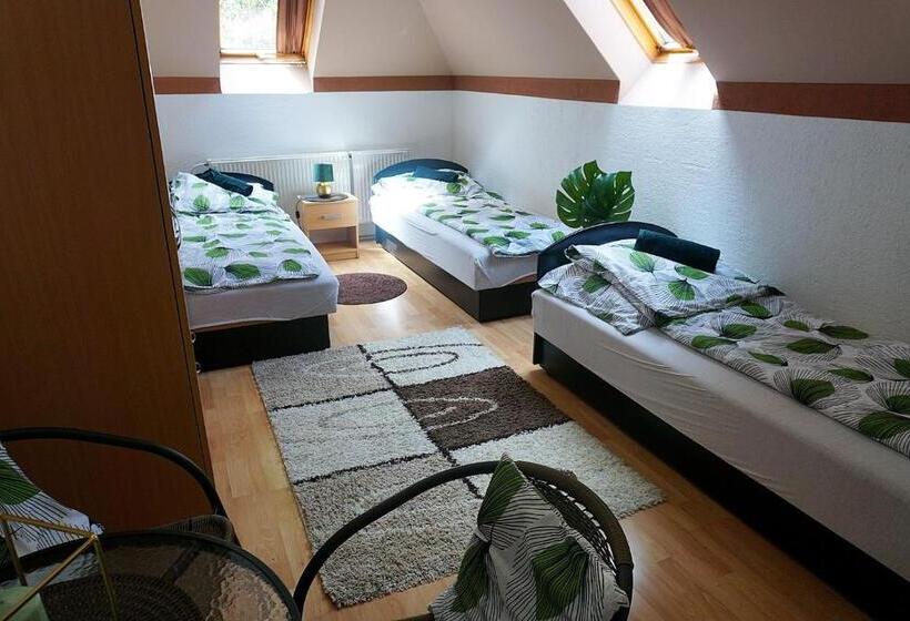 ベッドアンドブレックファースト Berg Szállás