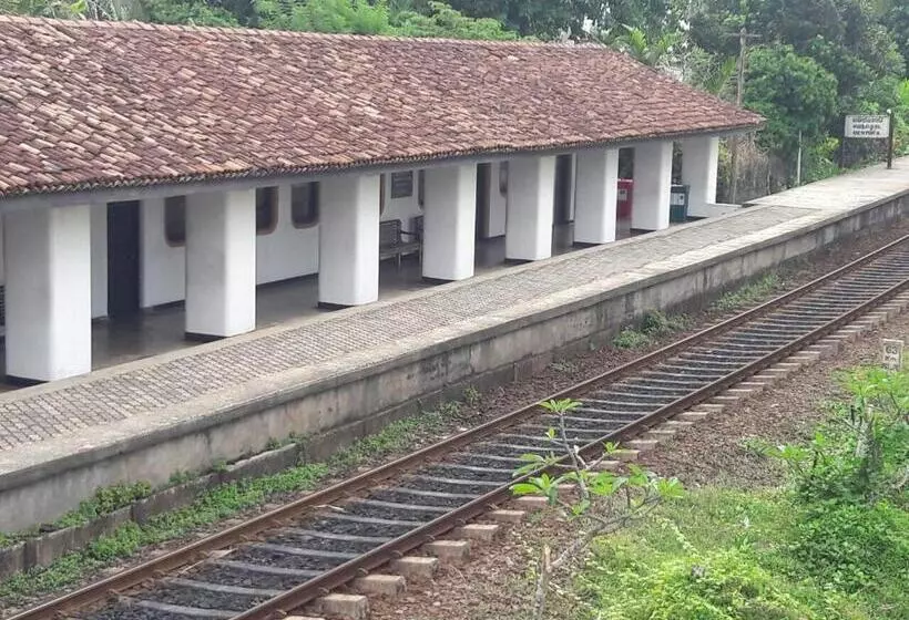 Aamiaismajoitus (B&B) Dedunu Home Bentota