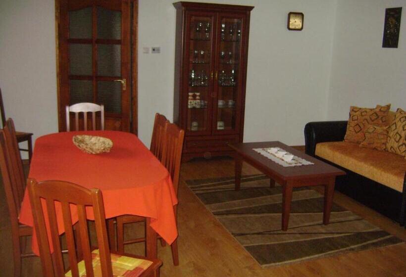 펜션 Kőhíd Vendégház