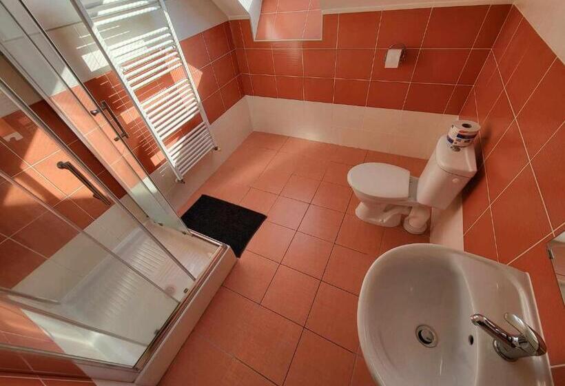 Pension Restaurace A Penzion Vrtule