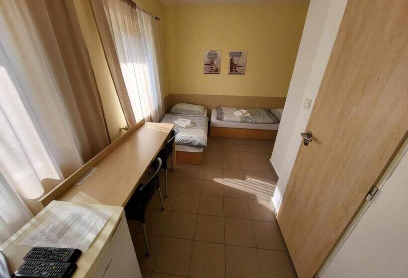 Pension Restaurace A Penzion Vrtule