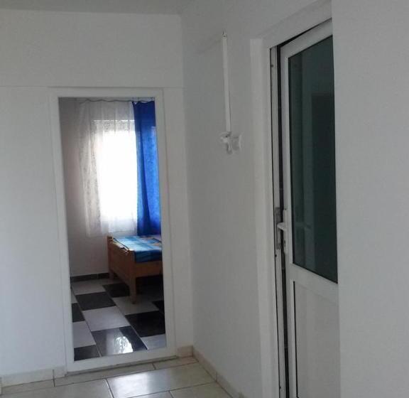 بنسيون Vila Happy