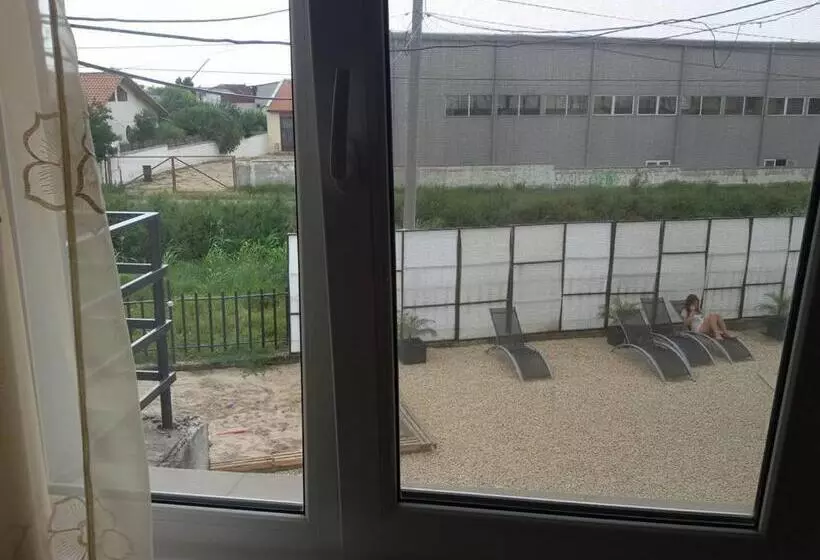 ペンション Vila Happy