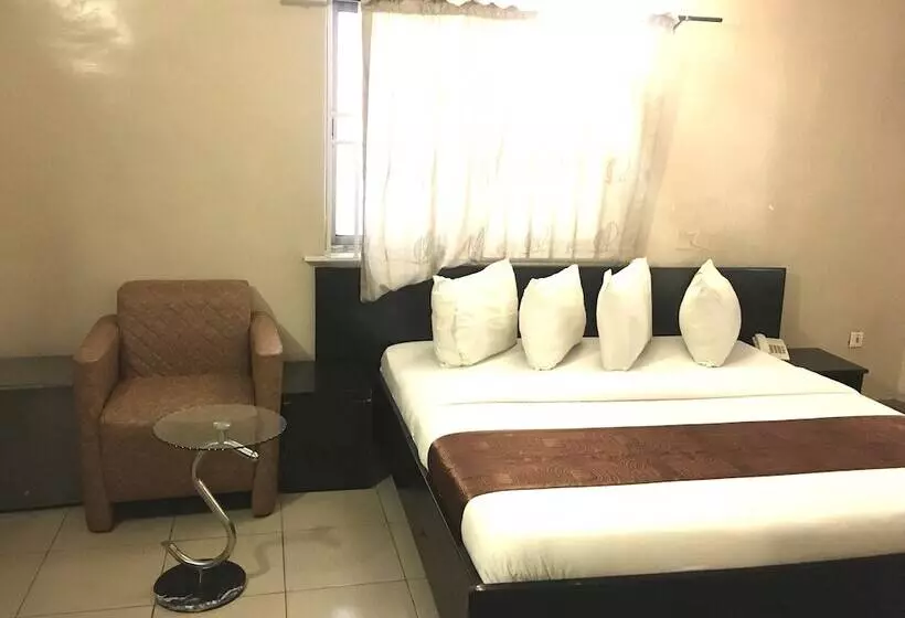 هتل Eapartments