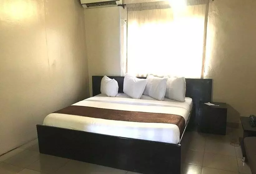 هتل Eapartments