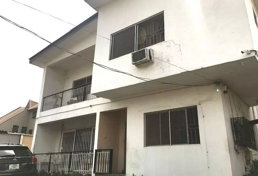 هتل Eapartments