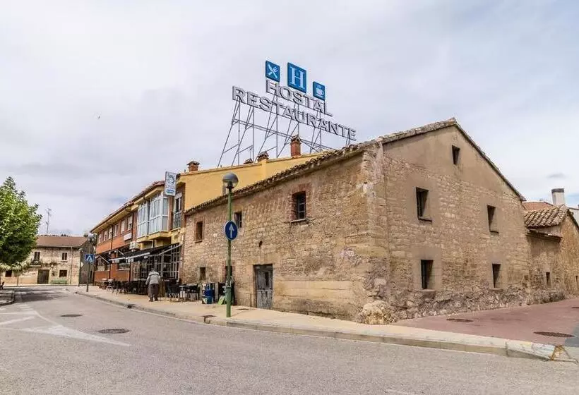 هتل Hostal  Restaurante La Buena Villa By Vivere Stays