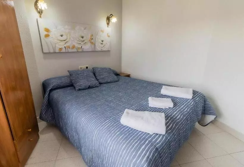 هتل Hostal  Restaurante La Buena Villa By Vivere Stays