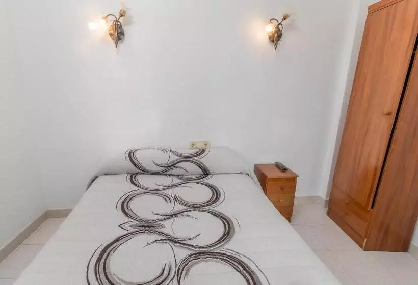 هتل Hostal  Restaurante La Buena Villa By Vivere Stays