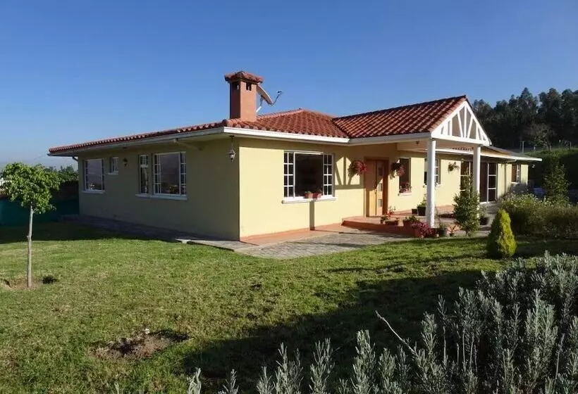 Hotelli Las Hortensia S Casa De Huespedes