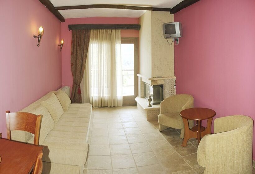 בית מלון כפרי Pool Bar Tsigoura