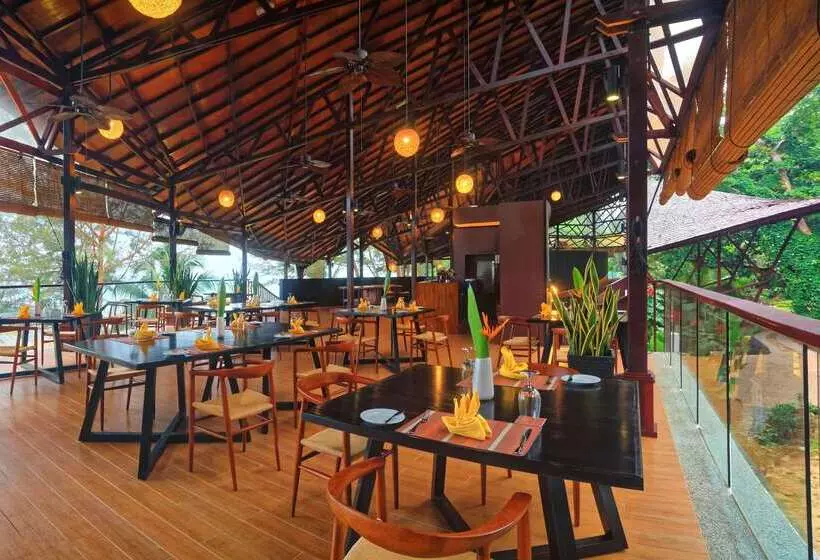 Hotelli Borneo Eagle Resort