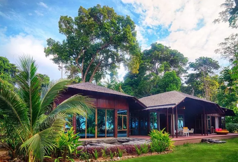 Hotelli Borneo Eagle Resort