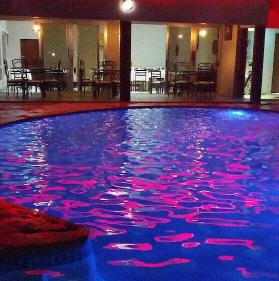 هتل House Of Chayil