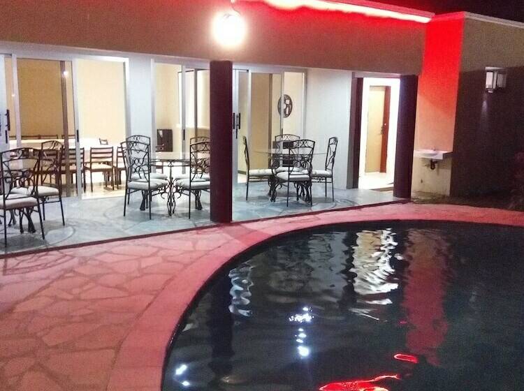 هتل House Of Chayil