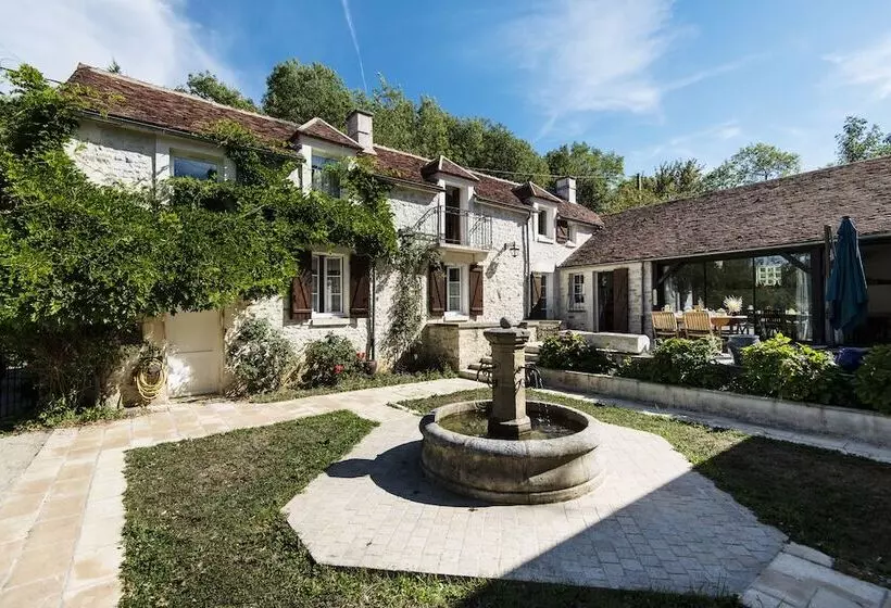 Hotelli Le Riad Bourguignon