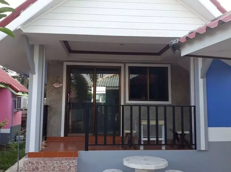 ホテル Poopreaw Resort