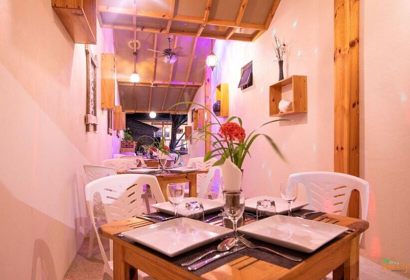 هتل Rasreef Rasdhoo Maldives